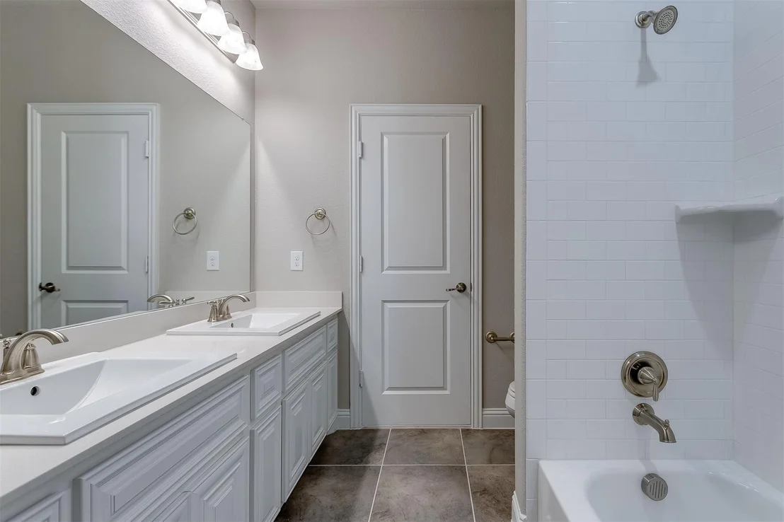 Photo of 3323 Royal Ridge Drive