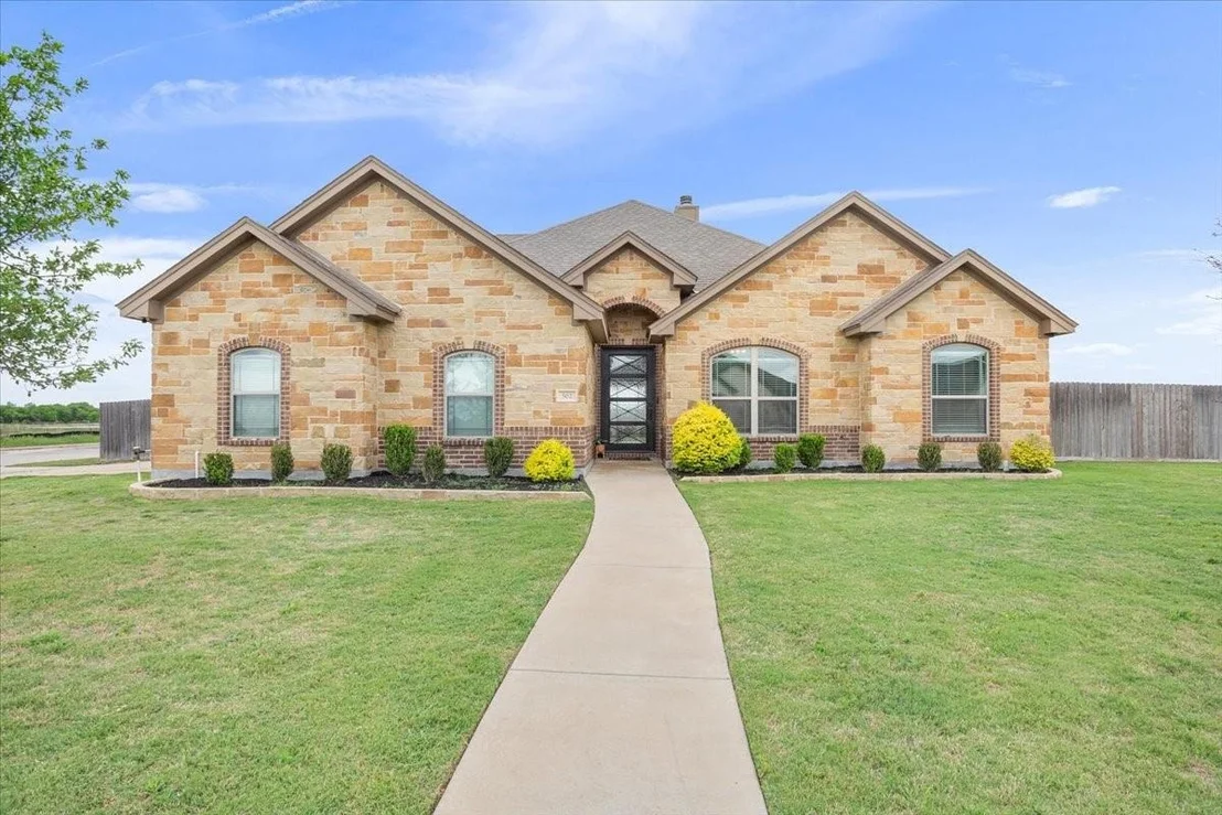 Photo of 502 Oak Drive