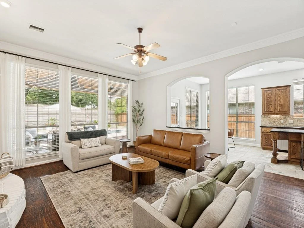 Photo of 1001 Thornapple Drive