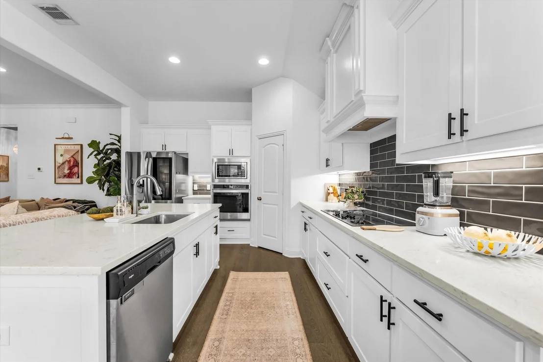Photo of 1317 Ridgeview Drive