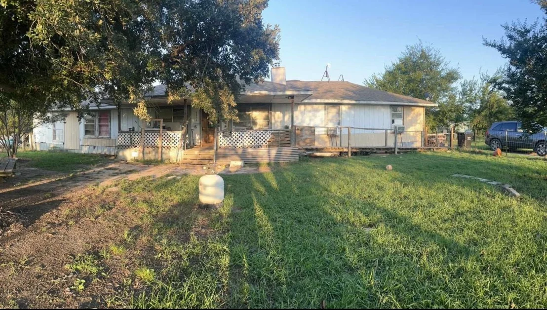 Photo of 8079 Harden Oaks