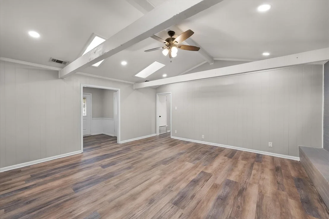 Photo of 401 Hutson Drive