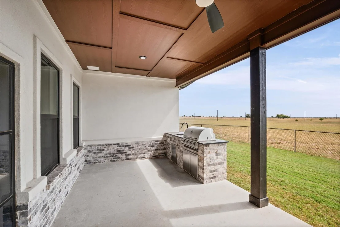 Photo of 611 Willow Moon Ranch