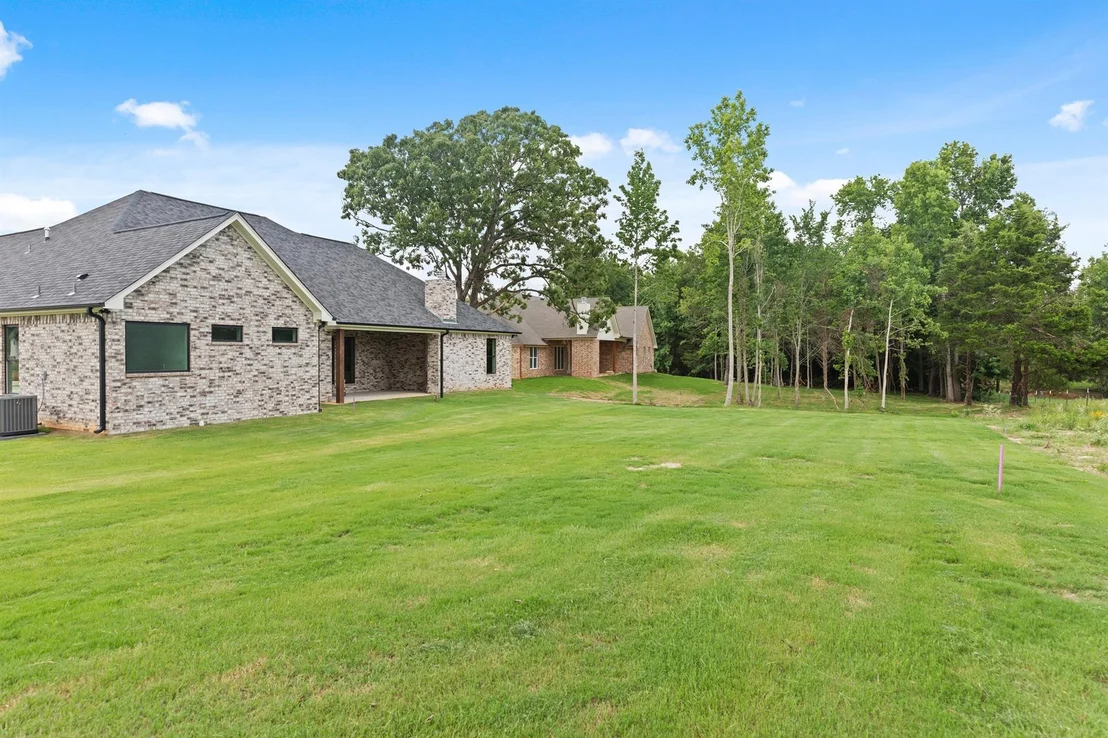 Photo of 13914 Cedar Hill Lane