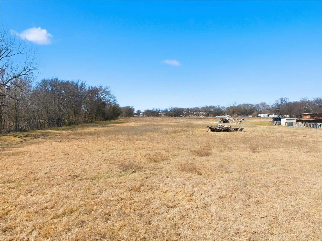 Photo of 2801 Old Marlin Road