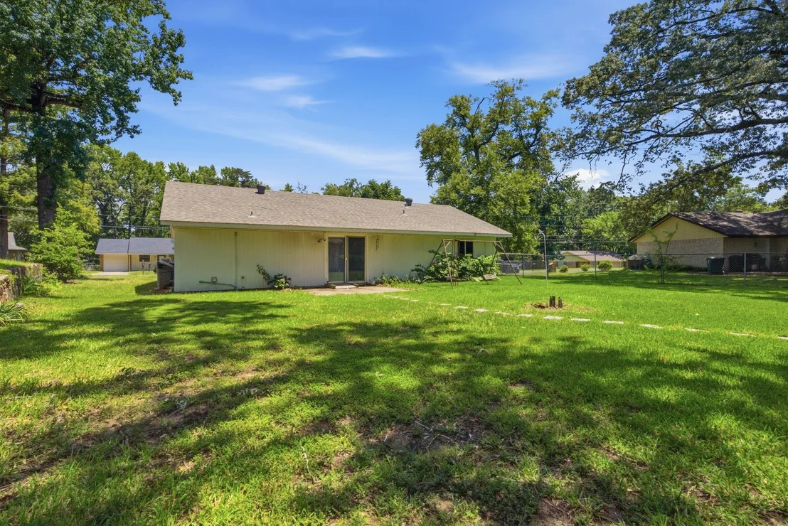 Photo of 2307 Pinkerton