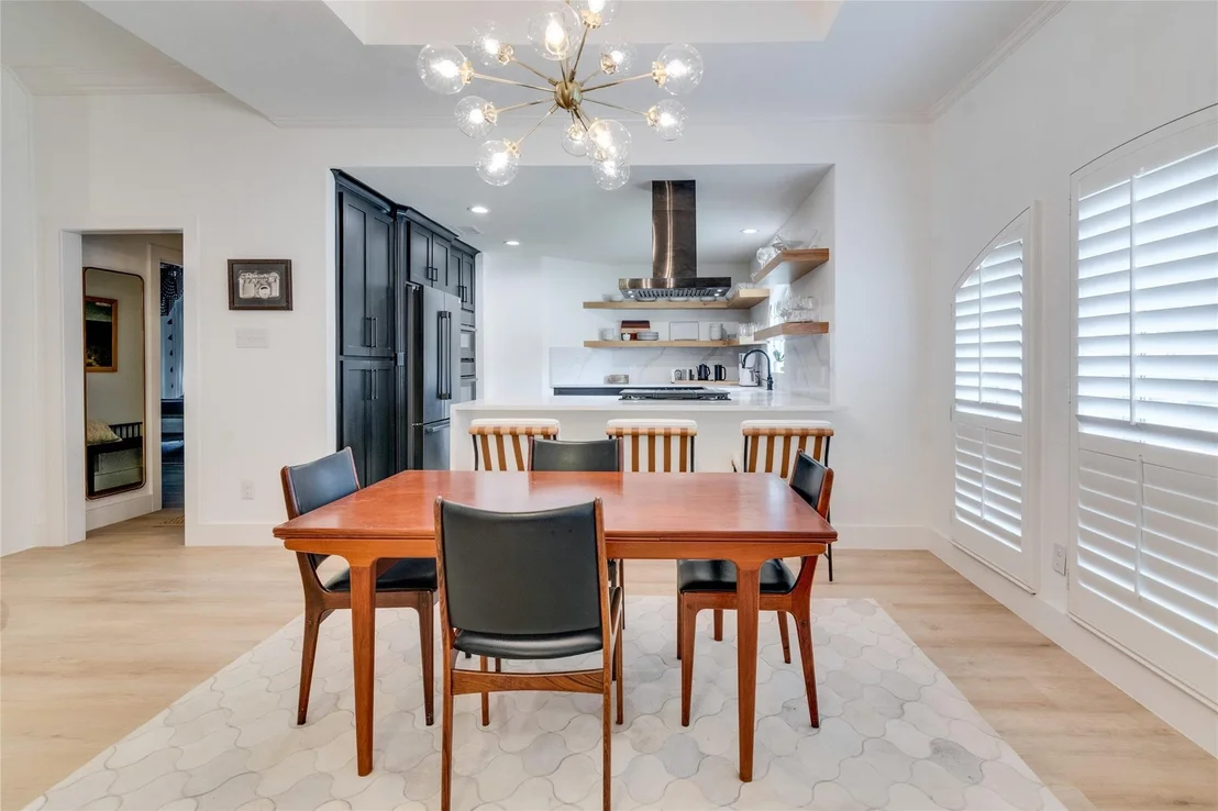 Photo of 2919 Sweet Briar Street