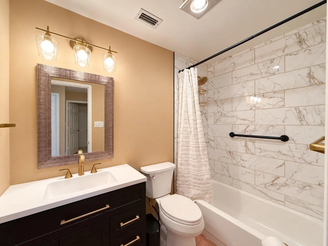 Photo of 2705 Thunderbird Drive