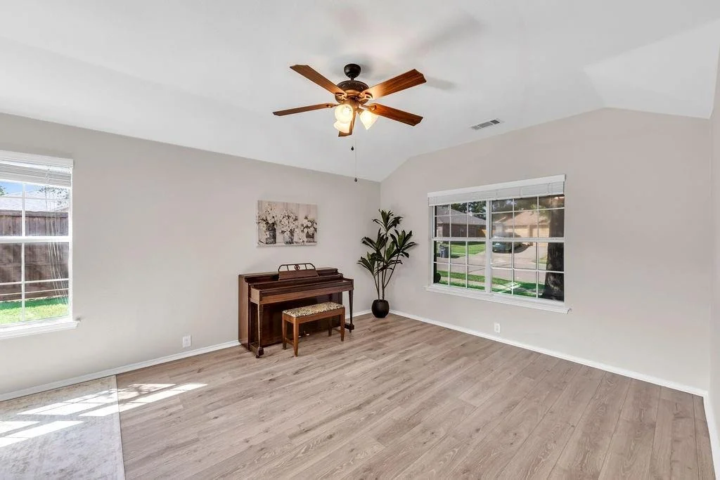 Photo of 1320 Periwinkle Drive