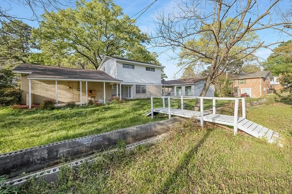 Photo of 2305 Cherry Hill Road