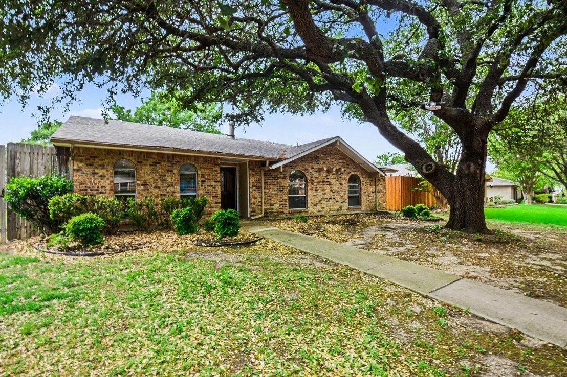 Photo of 1408 Vanderbilt Drive