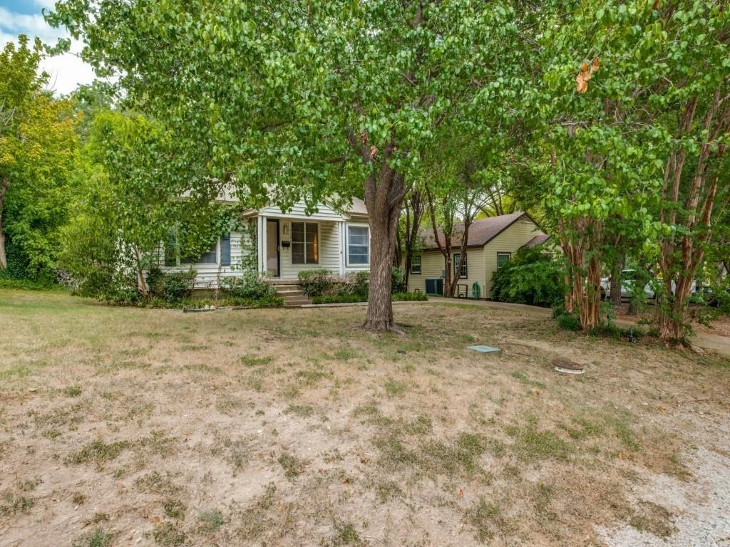 Photo of 9543 Peninsula Drive