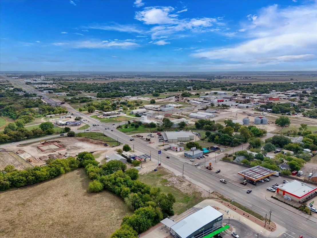 Photo of 529 W Mcgregor Drive