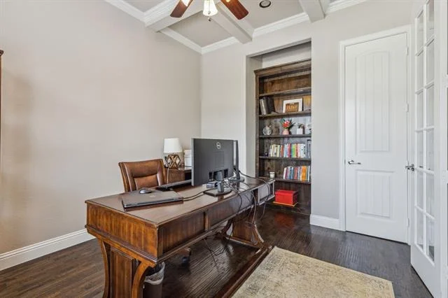 Photo of 1100 Circle J Trail