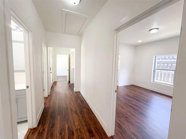 Photo of 420 Bluebonnet Drive