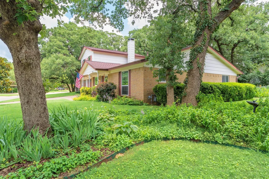 Photo of 2930 Duff Drive