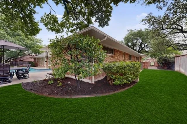 Photo of 2405 Wing Point Lane