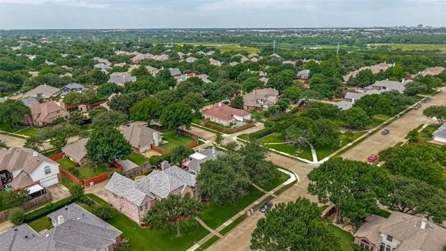 Photo of 5604 Exeter Drive