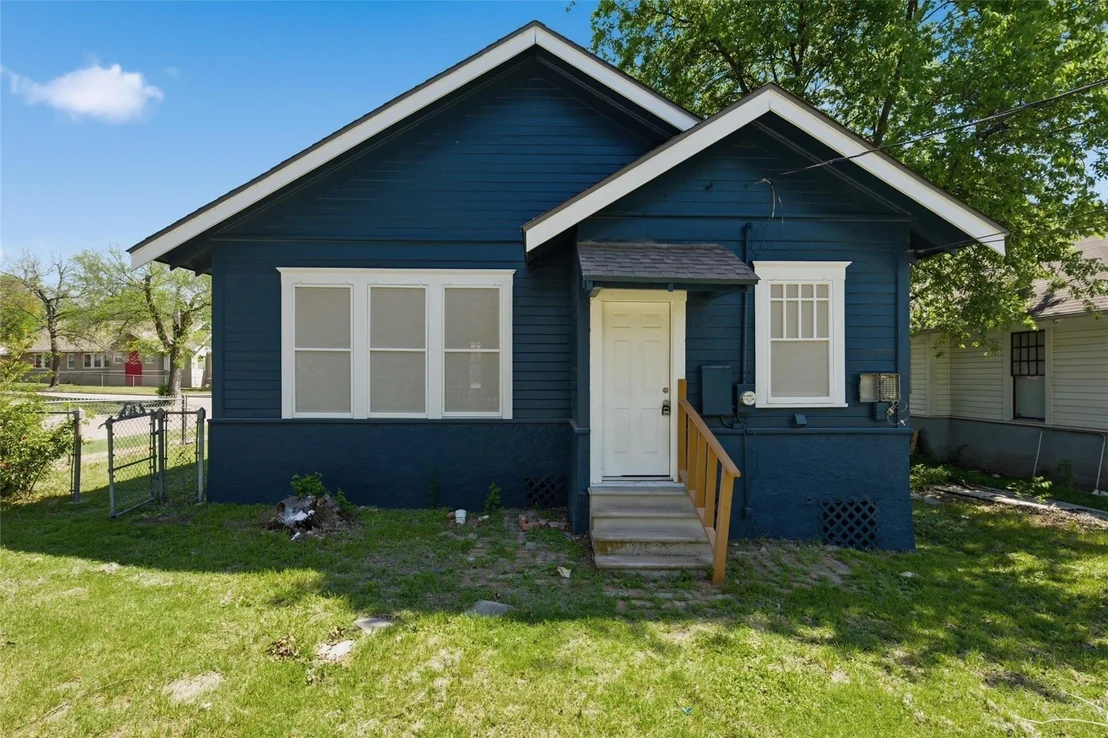 Photo of 2001 Homan Avenue
