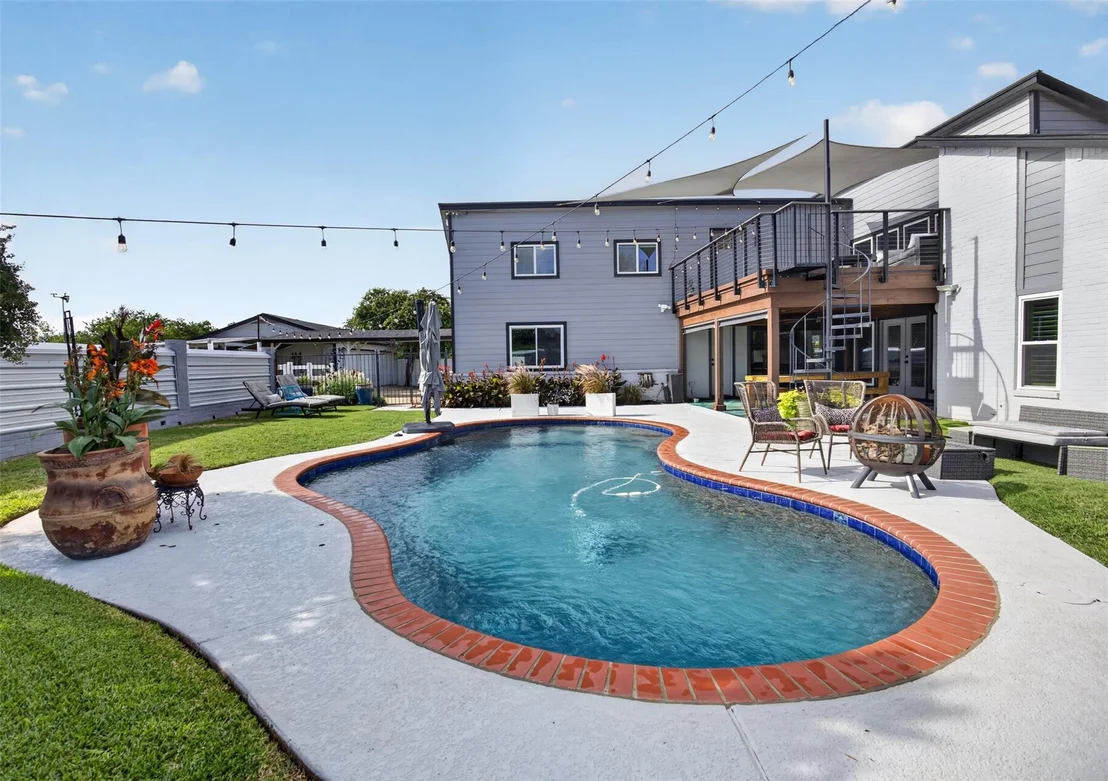 Photo of 31 Rancho Drive N