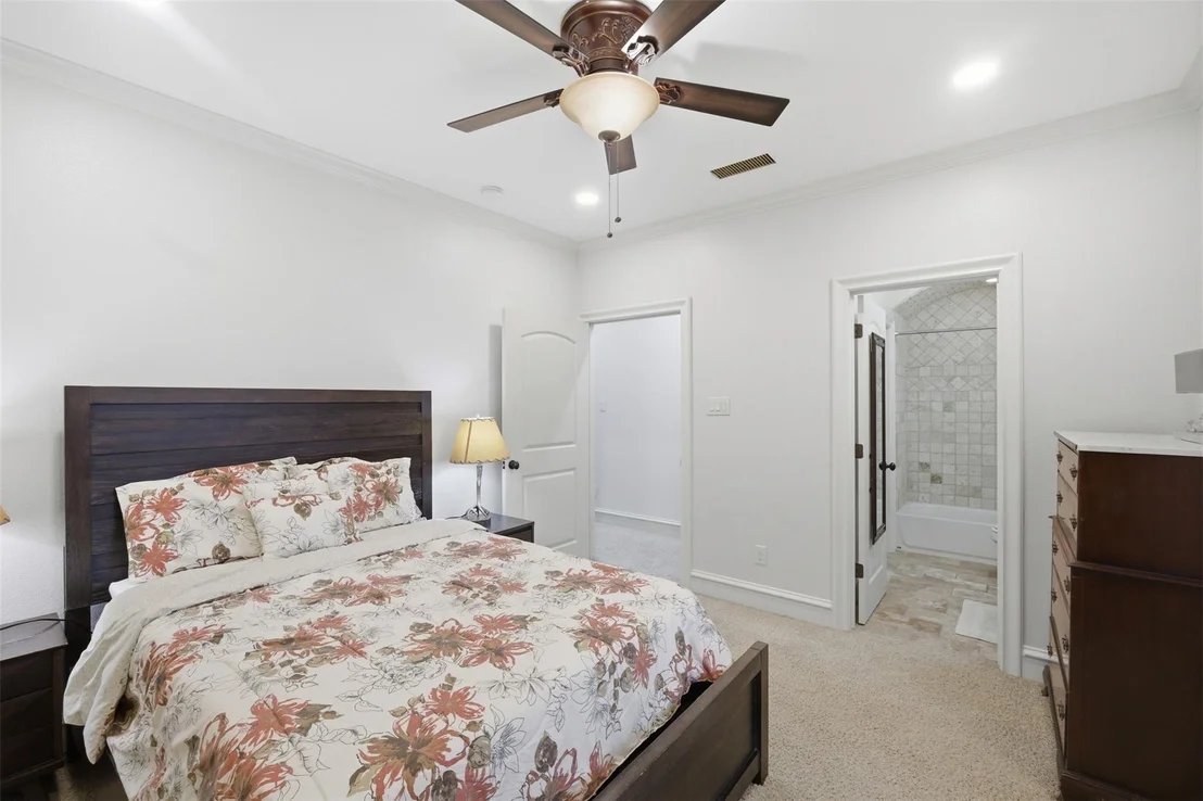 Photo of 1025 Cedar Glen Trail