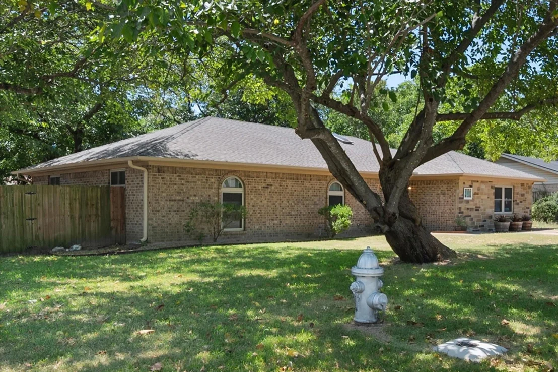 Photo of 401 Hutson Drive