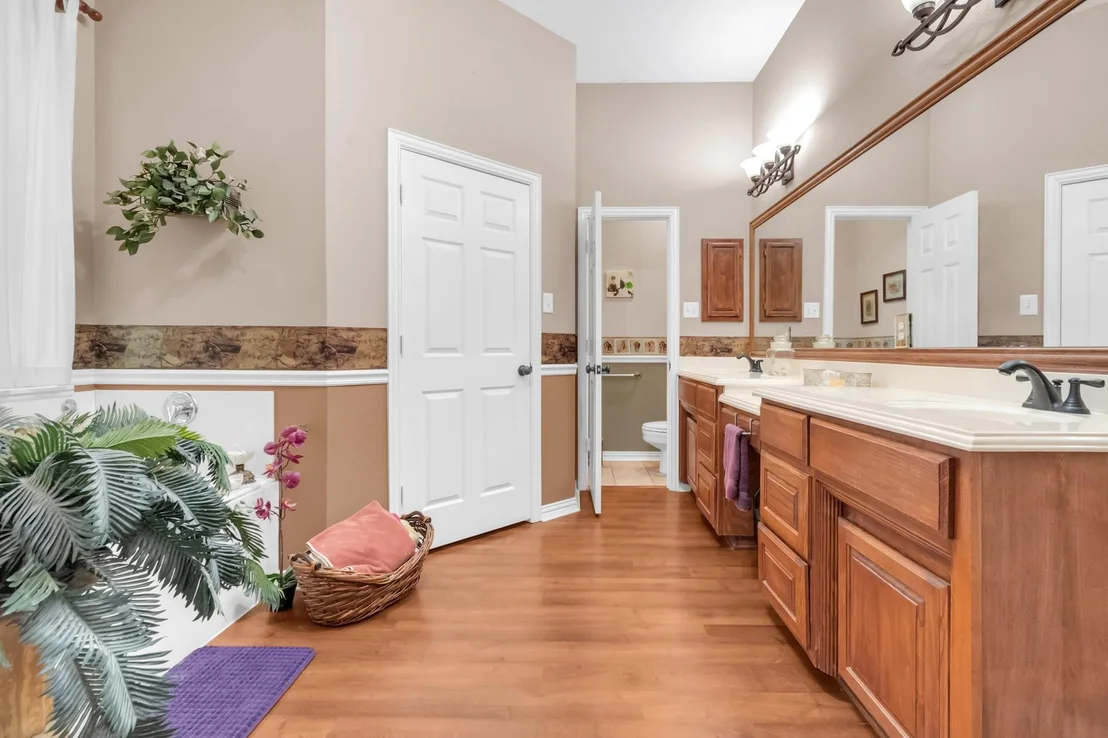 Photo of 18 Red Bluff Court