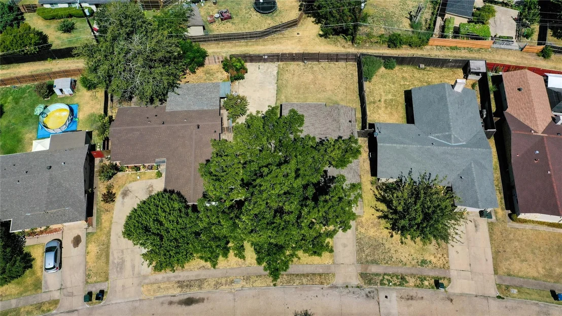 Photo of 3217 Centennial Drive