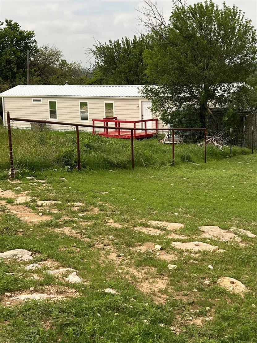 Photo of 1661 County Road 195