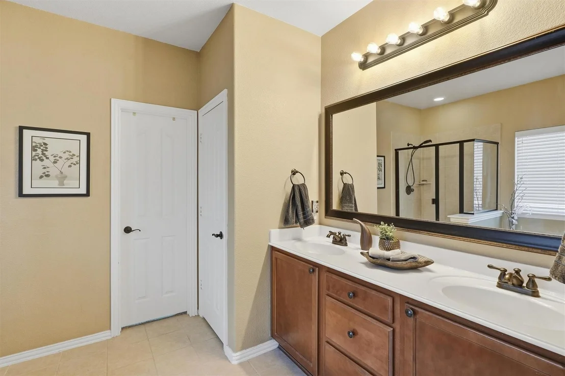 Photo of 305 Mossy Oak Trail