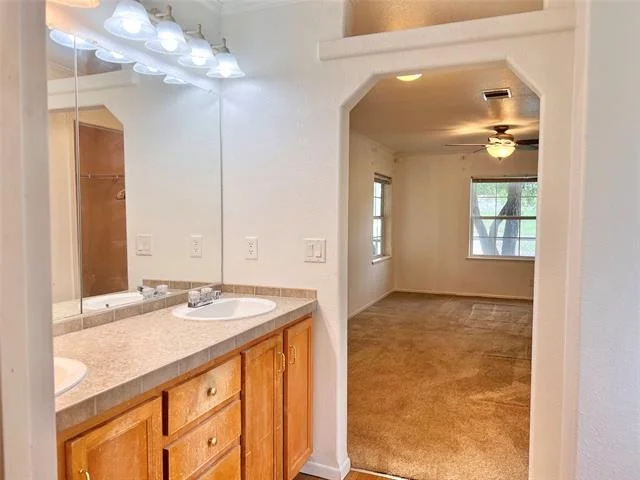Photo of 3940 Lake Shore Drive