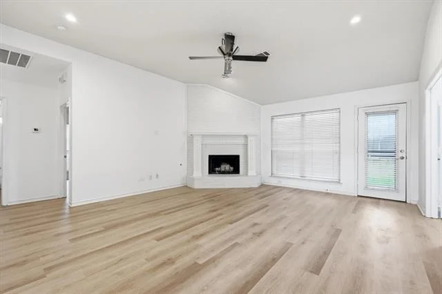Photo of 3107 Deerhollow Drive