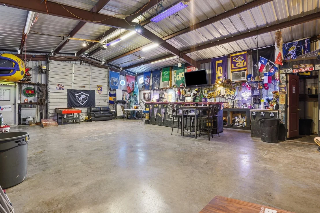 Photo of 7229 County Road 1205