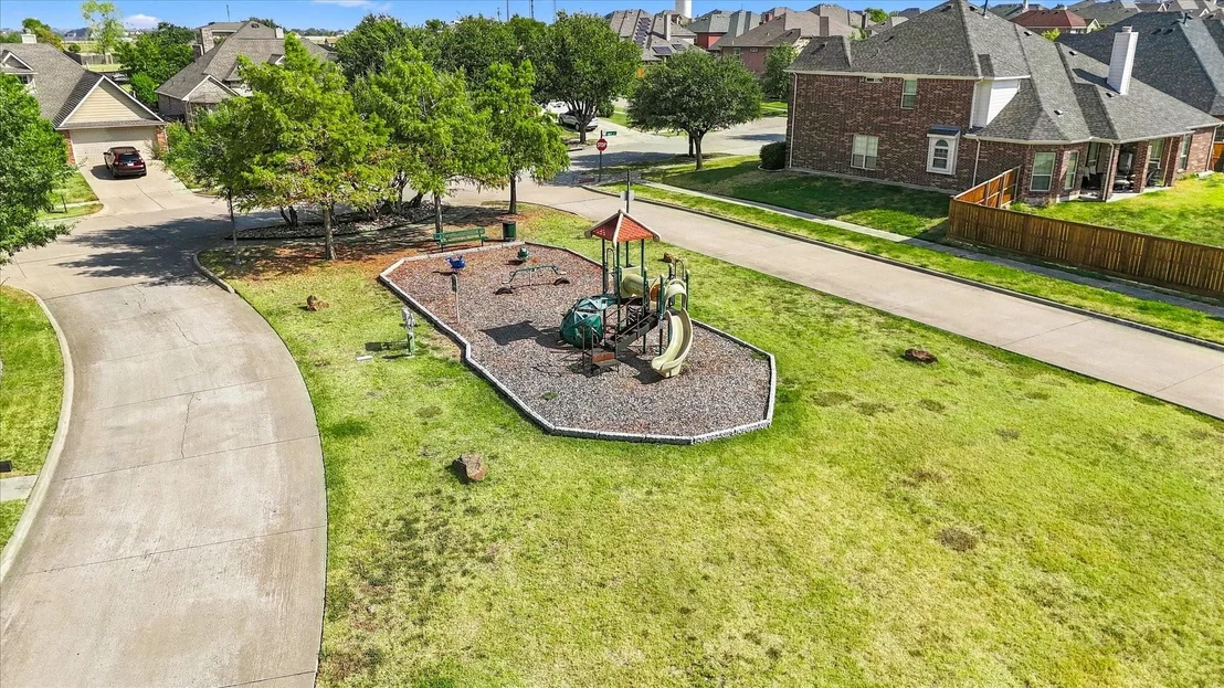 Photo of 1329 Bateman Lane
