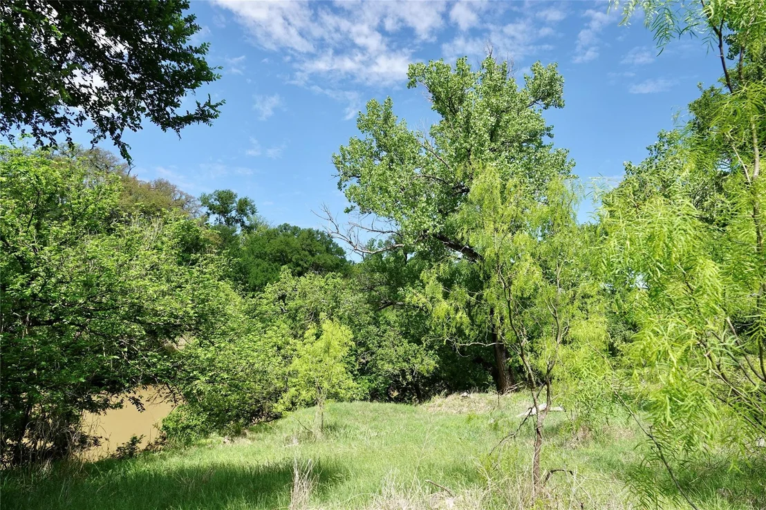 Photo of 588 County Road 430