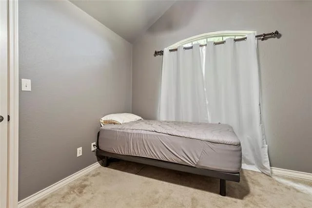 Photo of 903 Winding Road