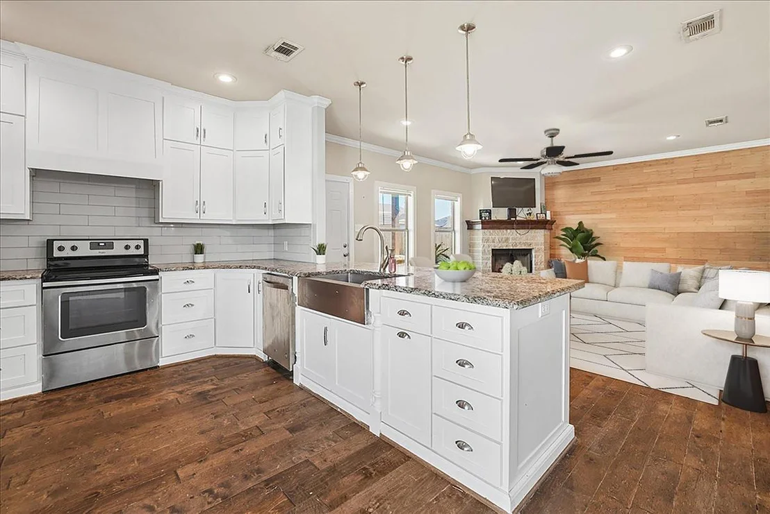 Photo of 109 Springleaf Lane