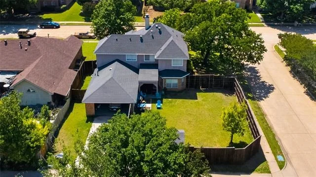 Photo of 751 Livingston Drive