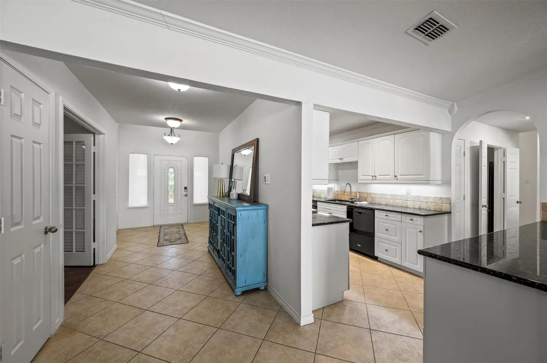 Photo of 211 Lake Front Drive
