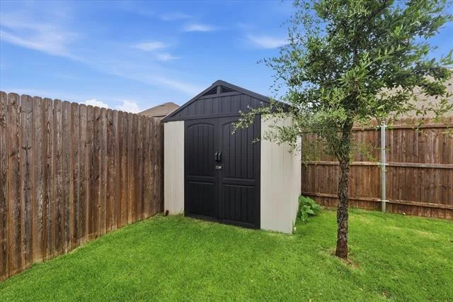 Photo of 825 Crest Breeze Drive