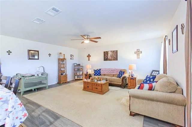 Photo of 607 Clear Creek Court