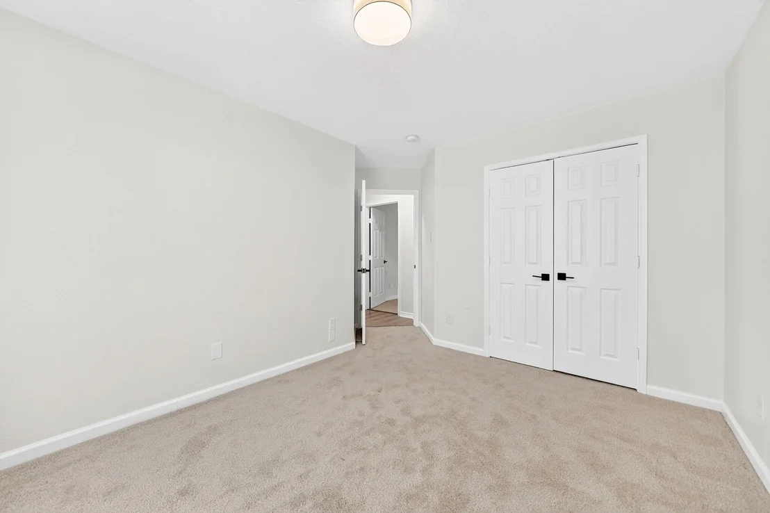 Photo of 7606 Harbor Drive