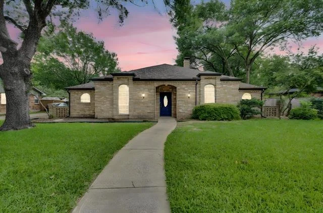 Photo of 102 Chapman Circle