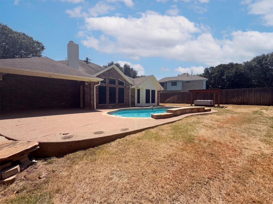 Photo of 6 Cimarron Court
