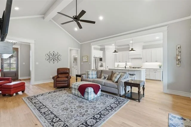 Photo of 416 Deer Point Cove