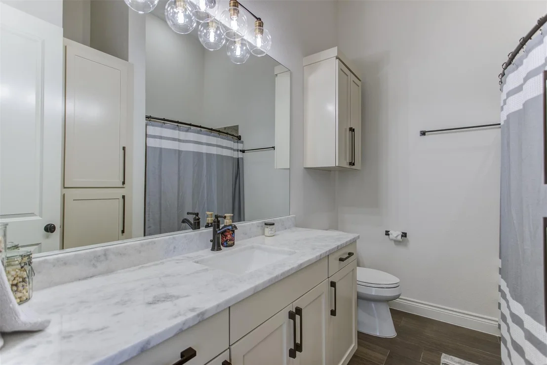 Photo of 704 Hayden Way
