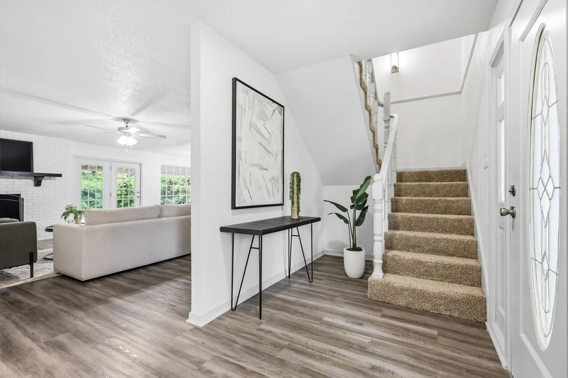 Photo of 300 Leighton Drive