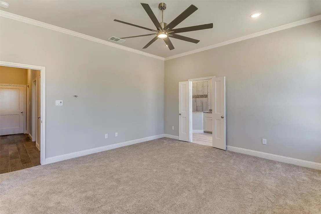 Photo of 1014 Gonzollas Road