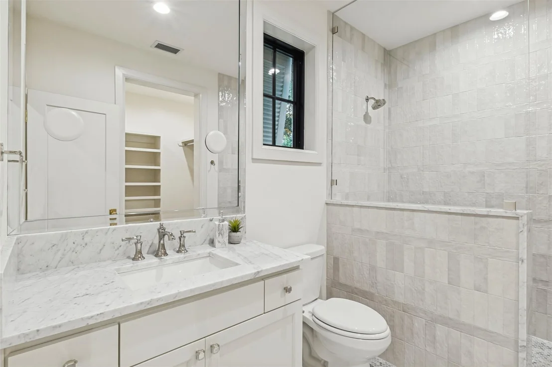 Photo of 6910 Wabash Circle