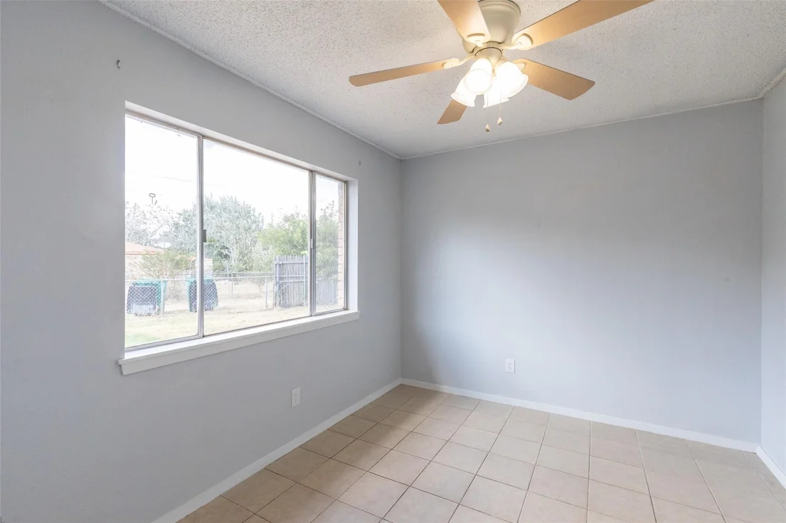 Photo of 1714 Locksley Court